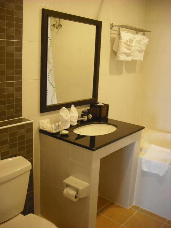 Ampo Residence Phra Nakhon Si Ayutthaya Zewnętrze zdjęcie